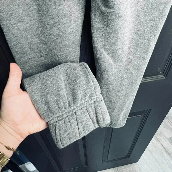 Micky Mouse Jogger Disney Kids Sweatpants Charcoal Cuffed Ankle Size XS - Picture 6 of 8